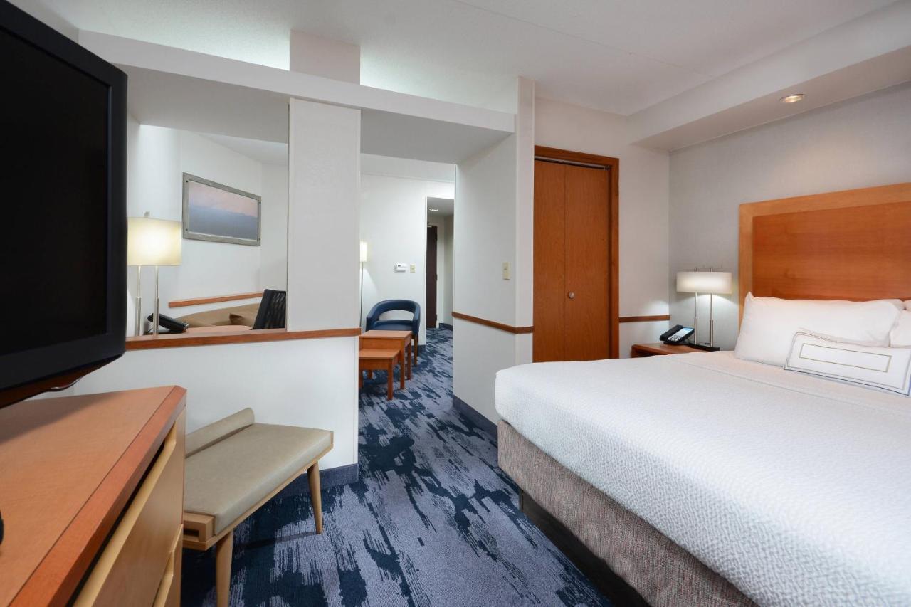 Fairfield Inn & Suites By Marriott Charlottesville North Kültér fotó