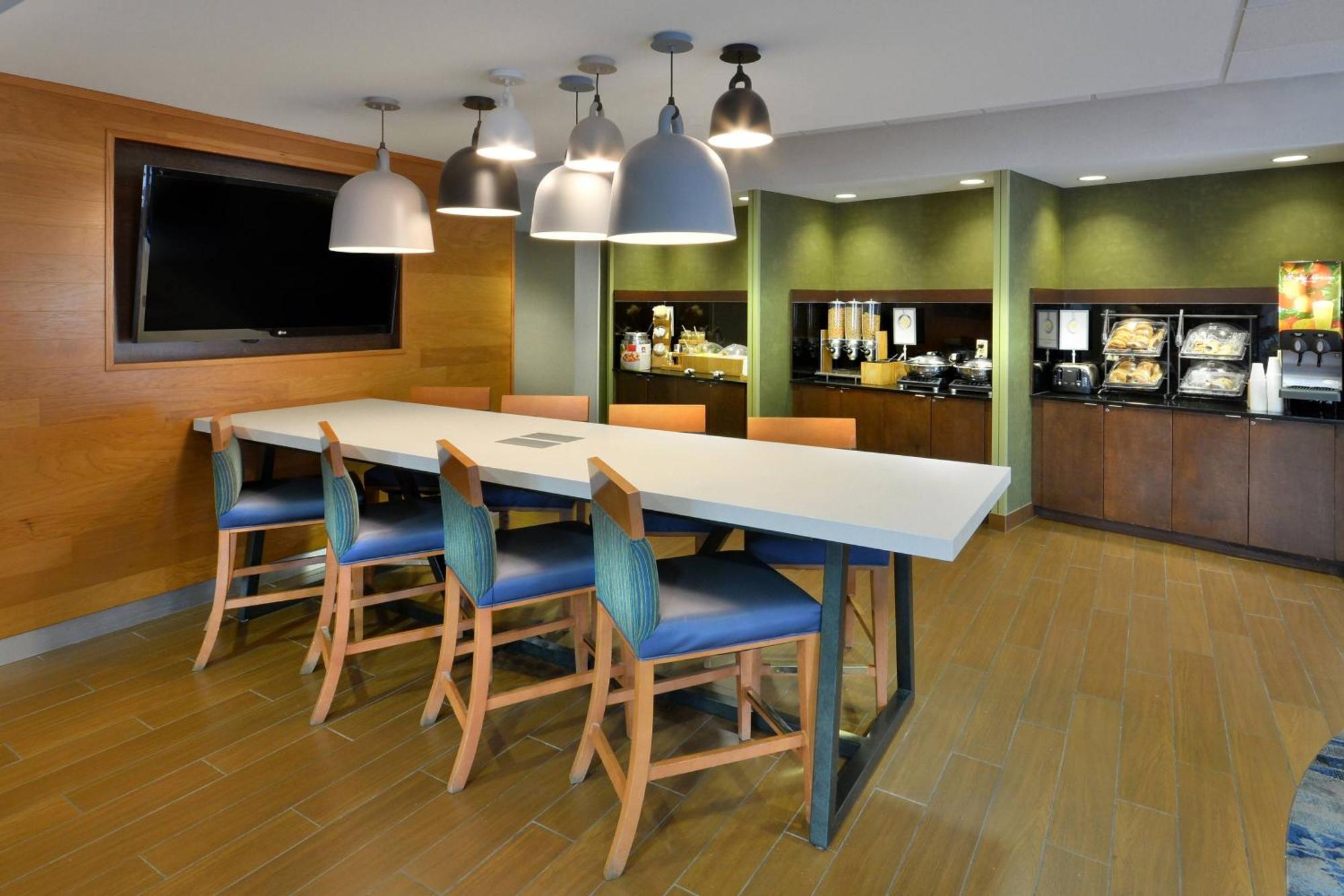 Fairfield Inn & Suites By Marriott Charlottesville North Kültér fotó