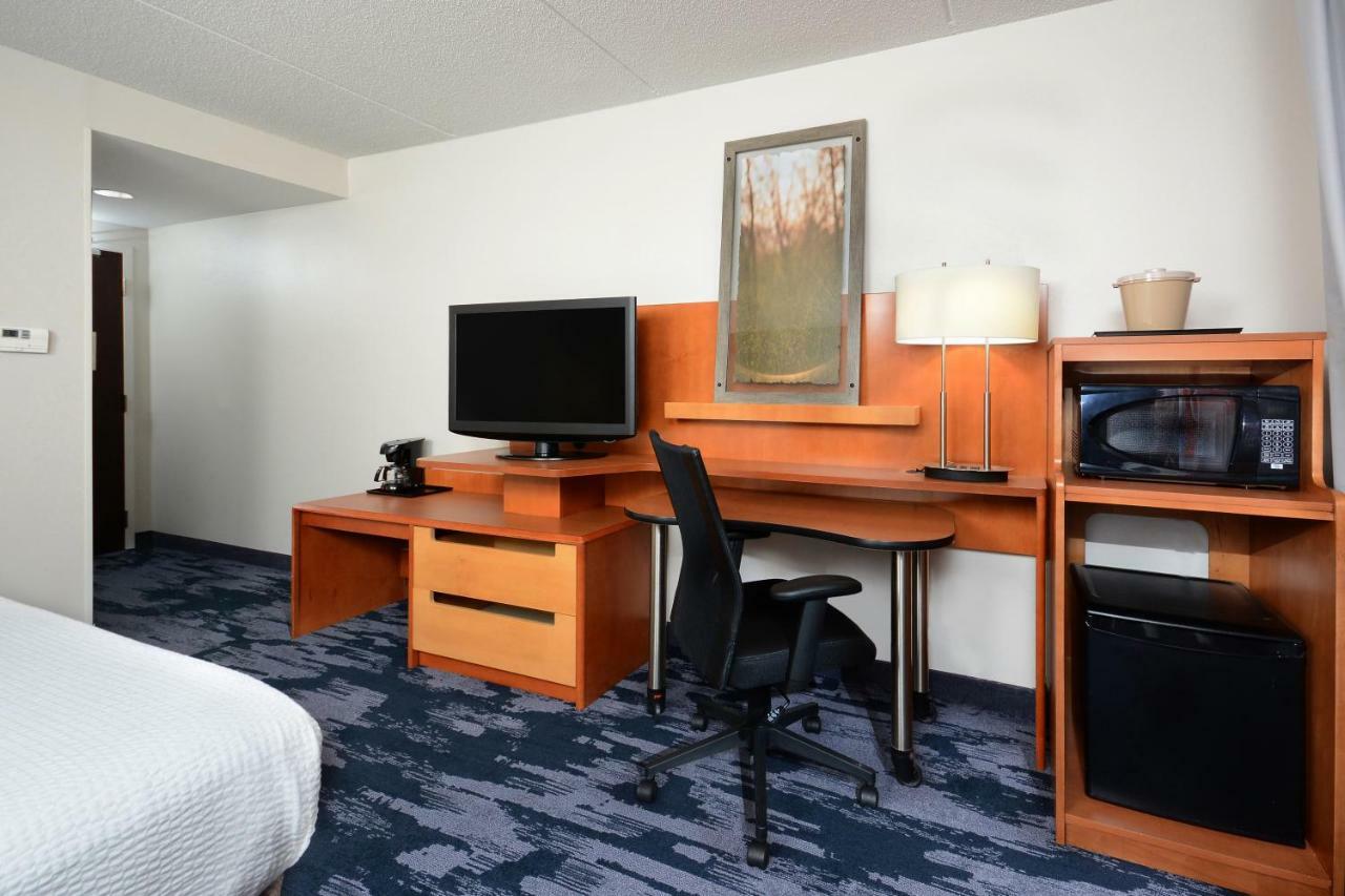 Fairfield Inn & Suites By Marriott Charlottesville North Kültér fotó